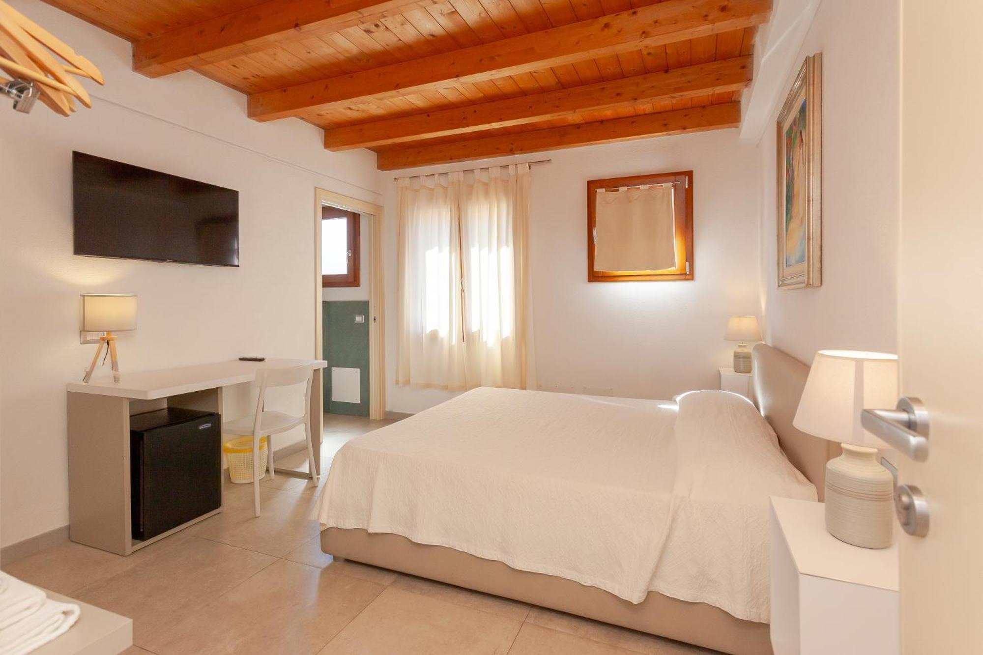 B&B Pettirosso San Teodoro  Ngoại thất bức ảnh