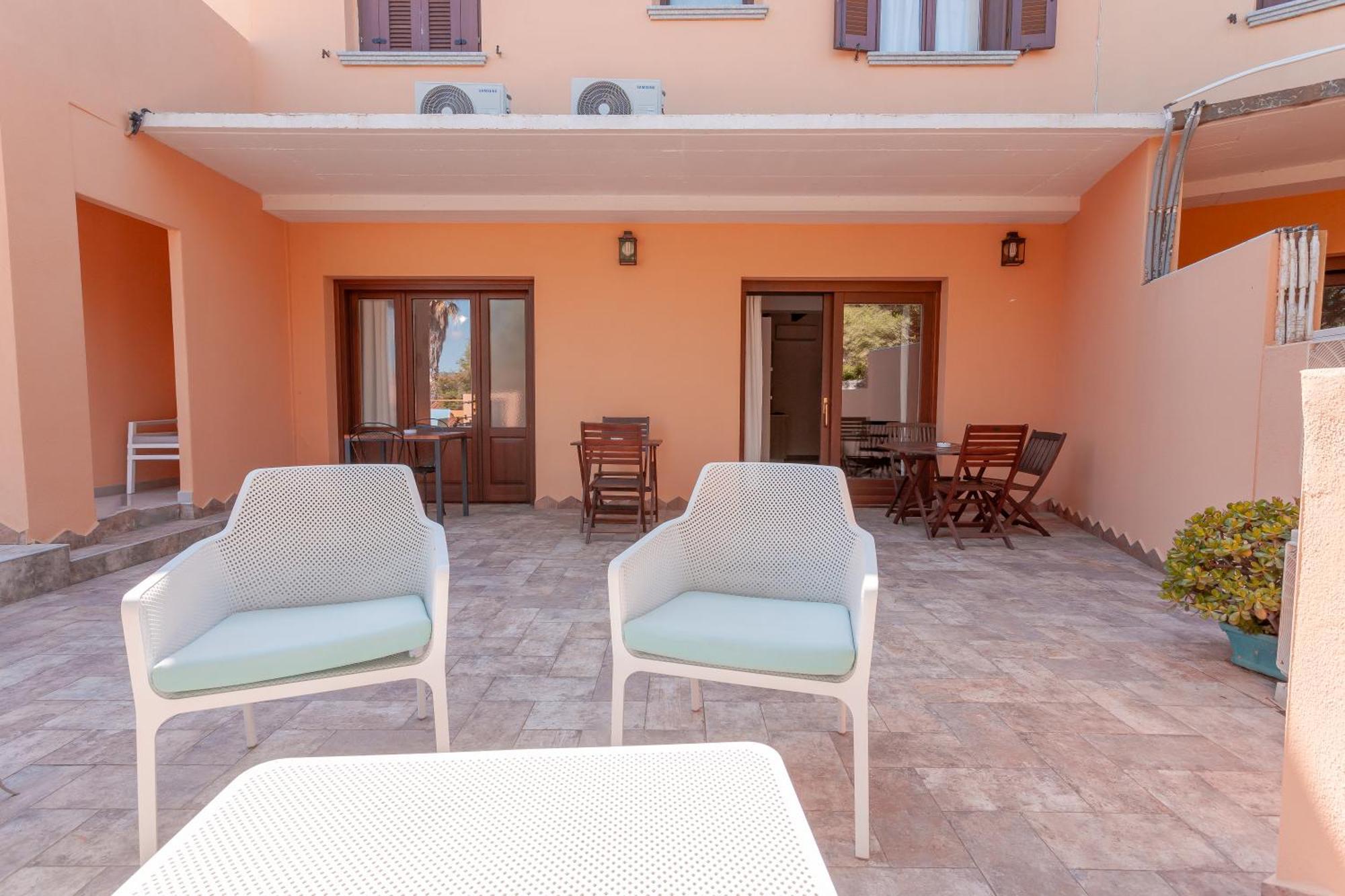 B&B Pettirosso San Teodoro  Ngoại thất bức ảnh