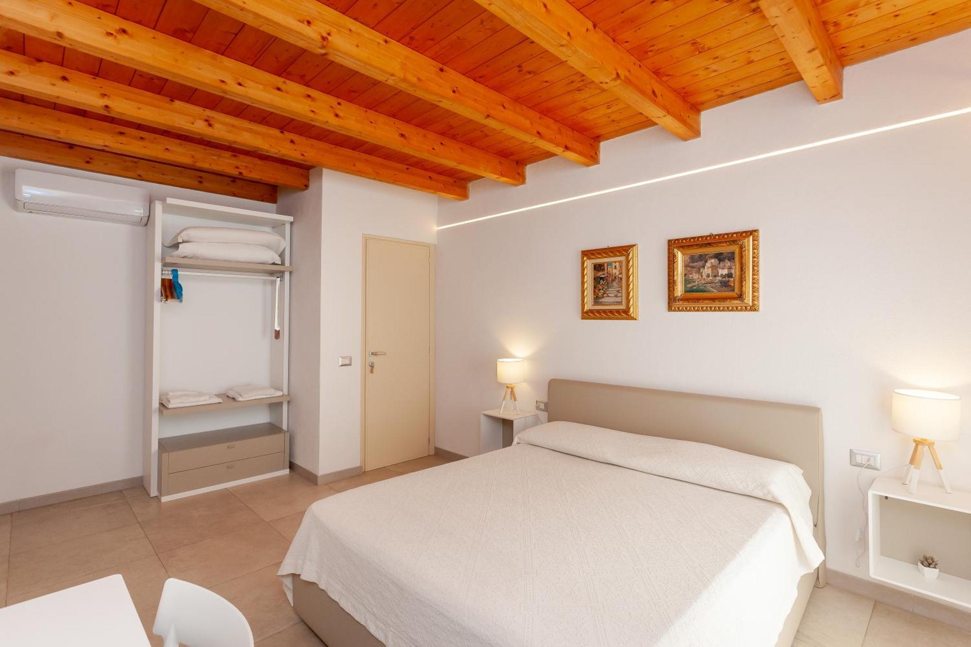 B&B Pettirosso San Teodoro  Ngoại thất bức ảnh