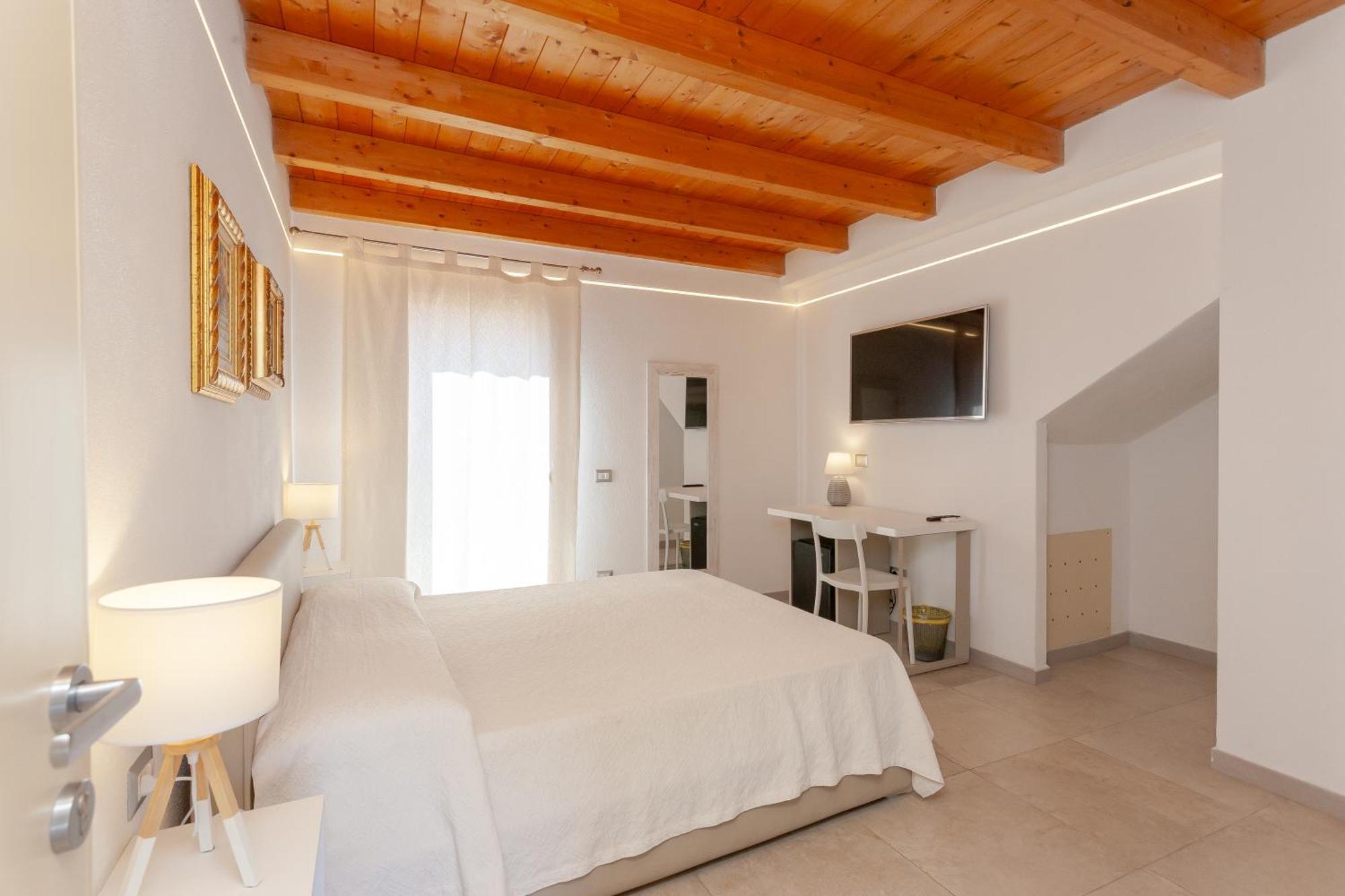 B&B Pettirosso San Teodoro  Ngoại thất bức ảnh
