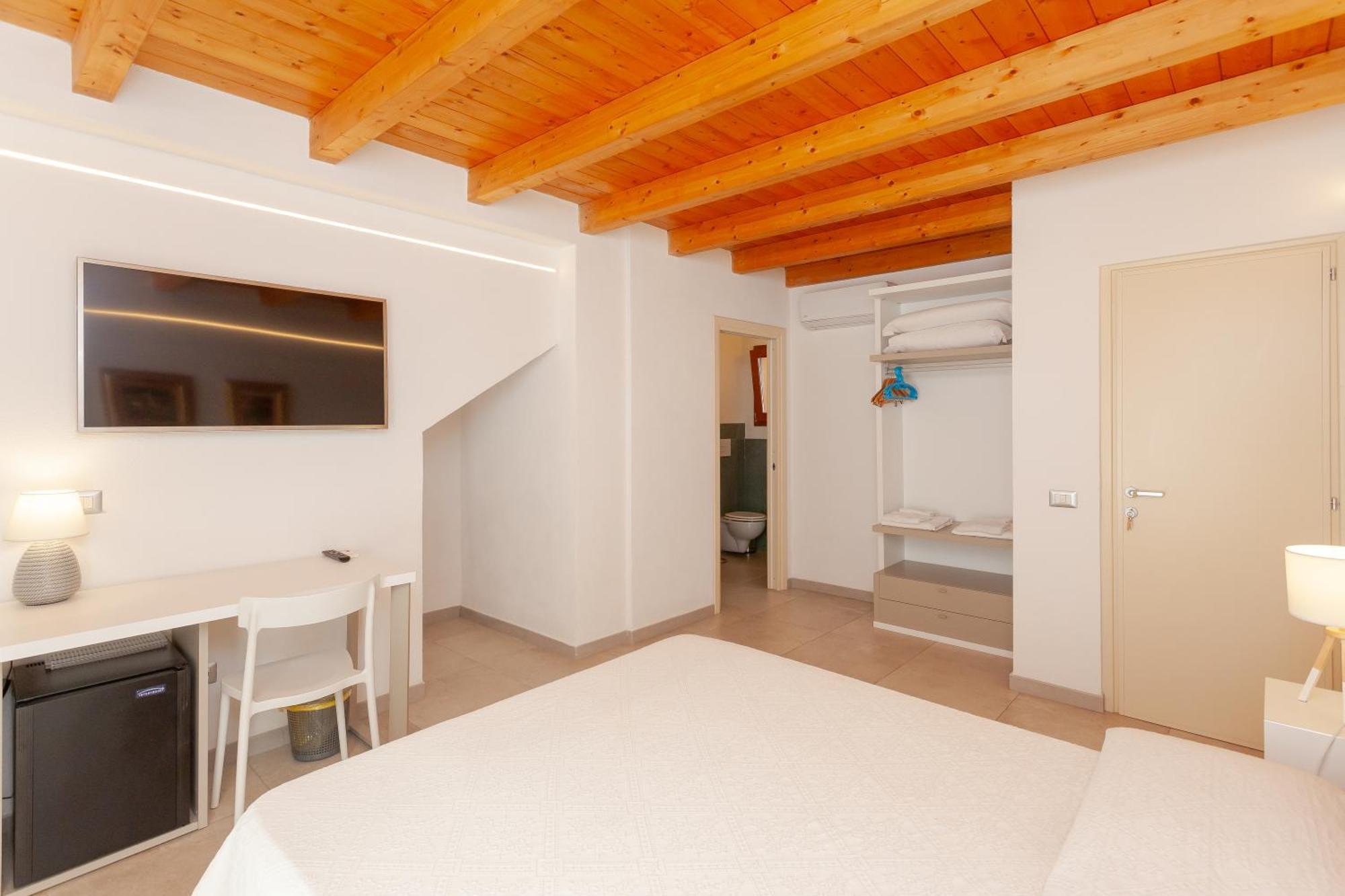 B&B Pettirosso San Teodoro  Ngoại thất bức ảnh