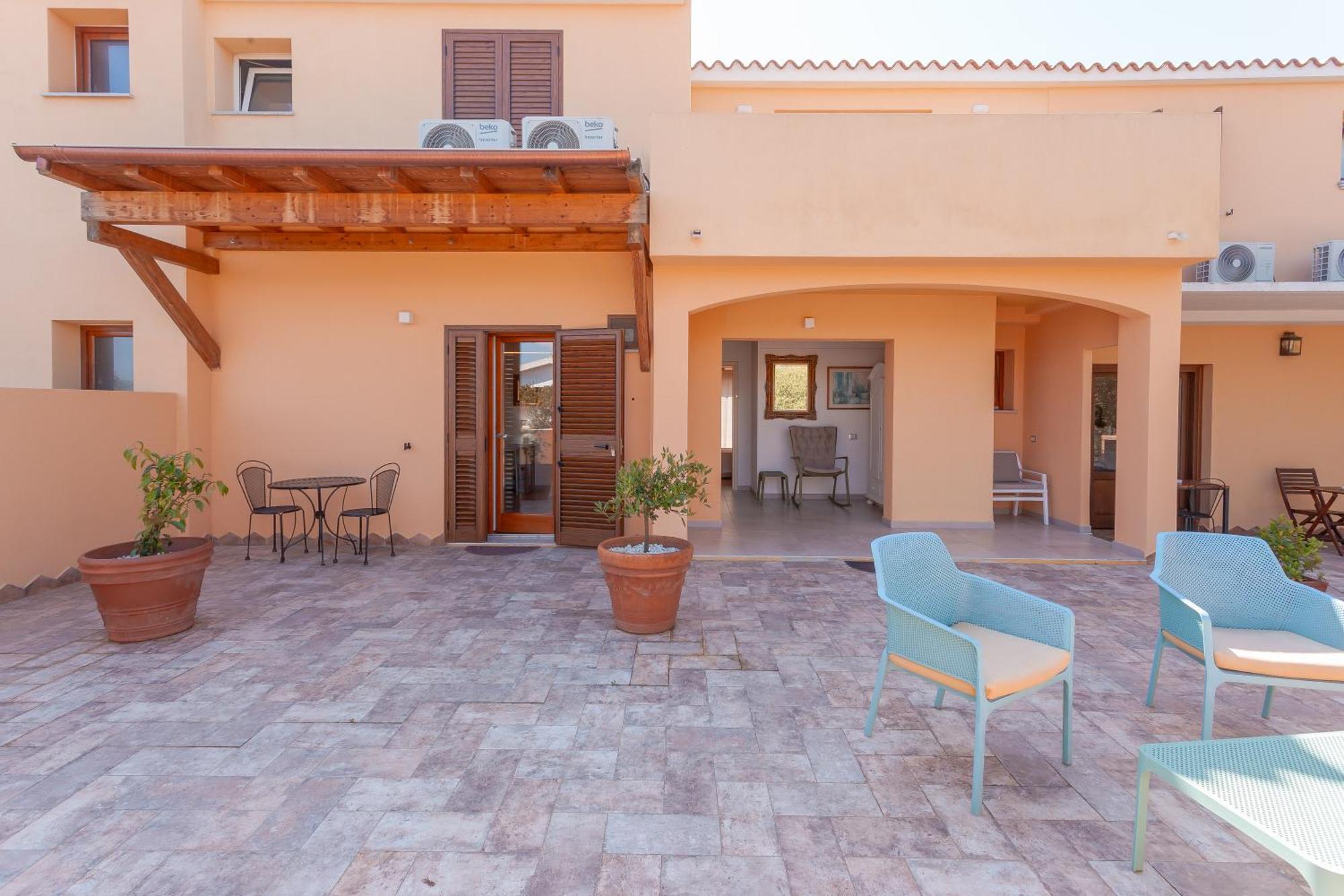 B&B Pettirosso San Teodoro  Ngoại thất bức ảnh
