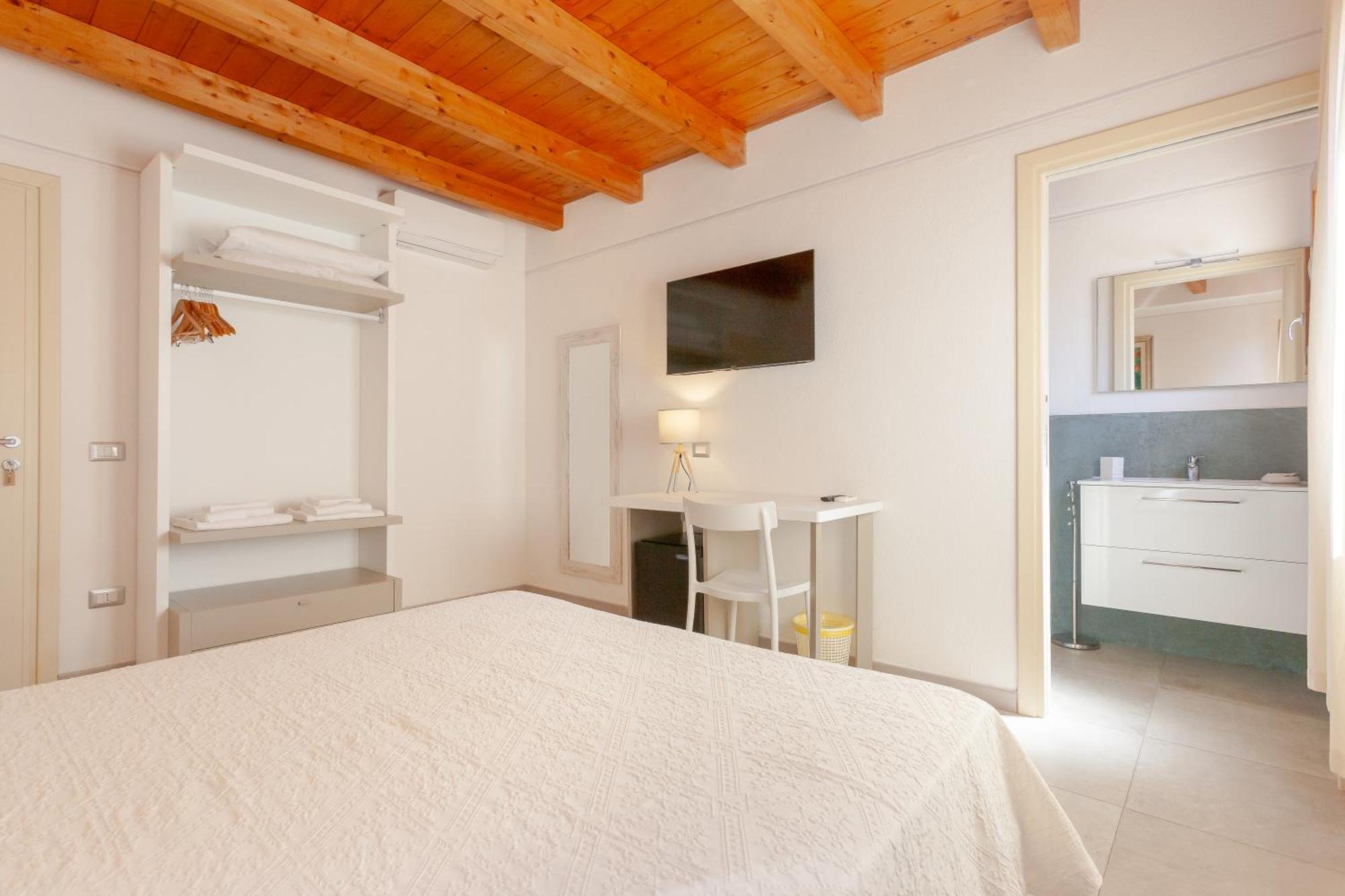 B&B Pettirosso San Teodoro  Ngoại thất bức ảnh