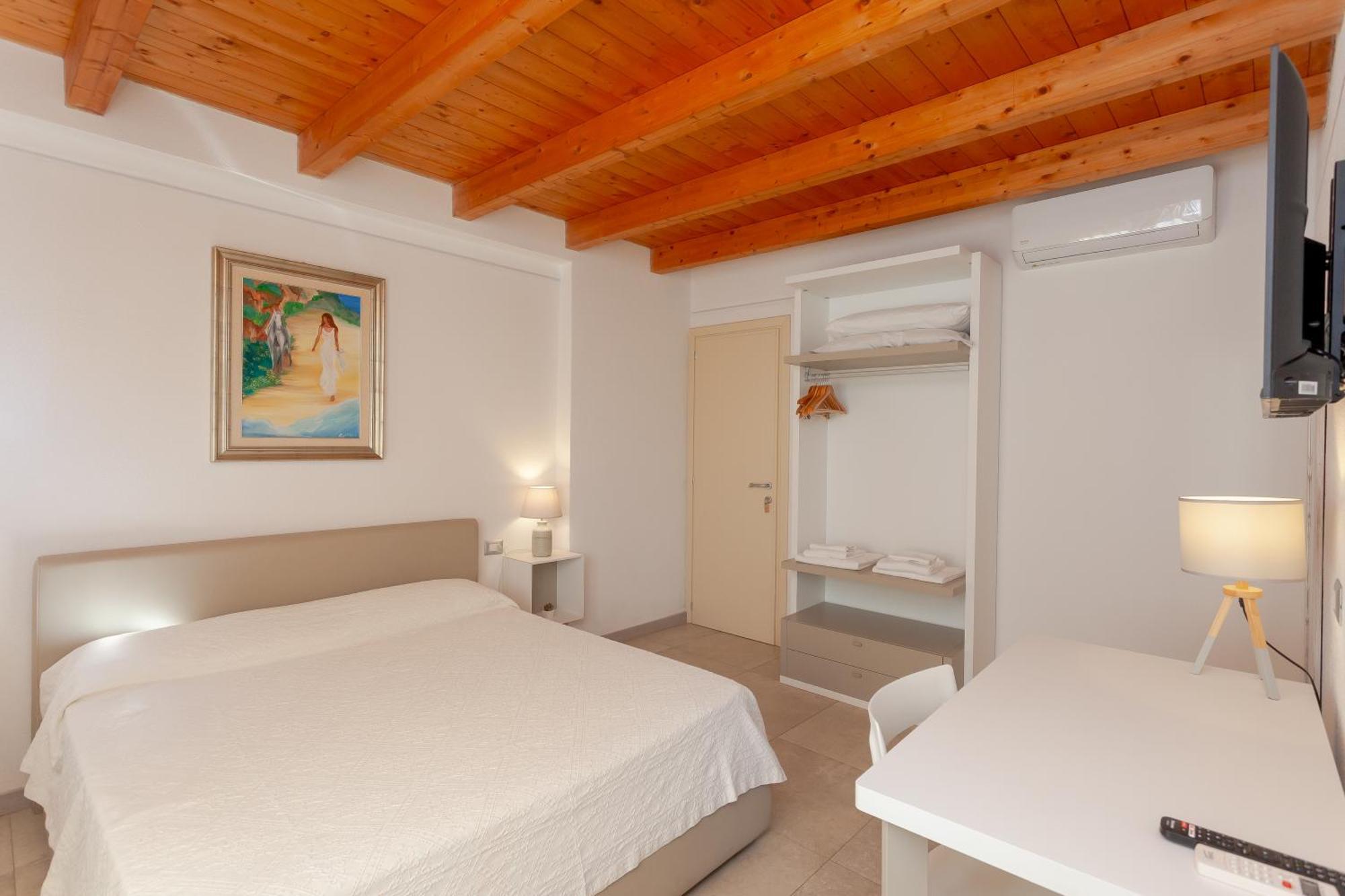 B&B Pettirosso San Teodoro  Ngoại thất bức ảnh